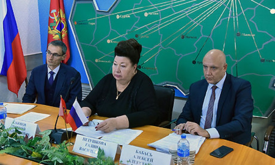 Заседание Координационного совета по повышению финансовой грамотности в Брянской области