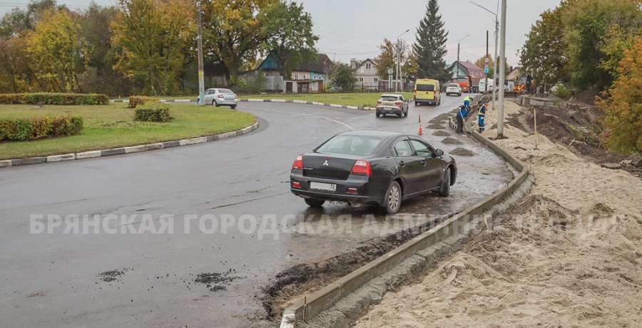 В Брянске расширяют переулок Депутатский
