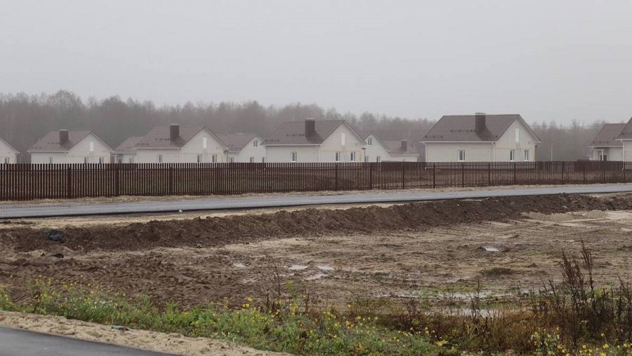 Завершается строительство жилого  комплекса в Журиничах Брянщины  