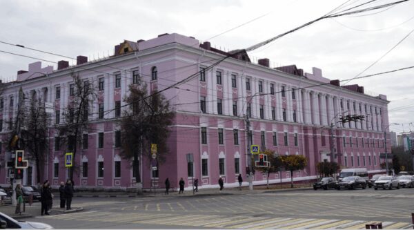 В Брянске в бывшем здании УМВД разместился филиал столичного медвуза