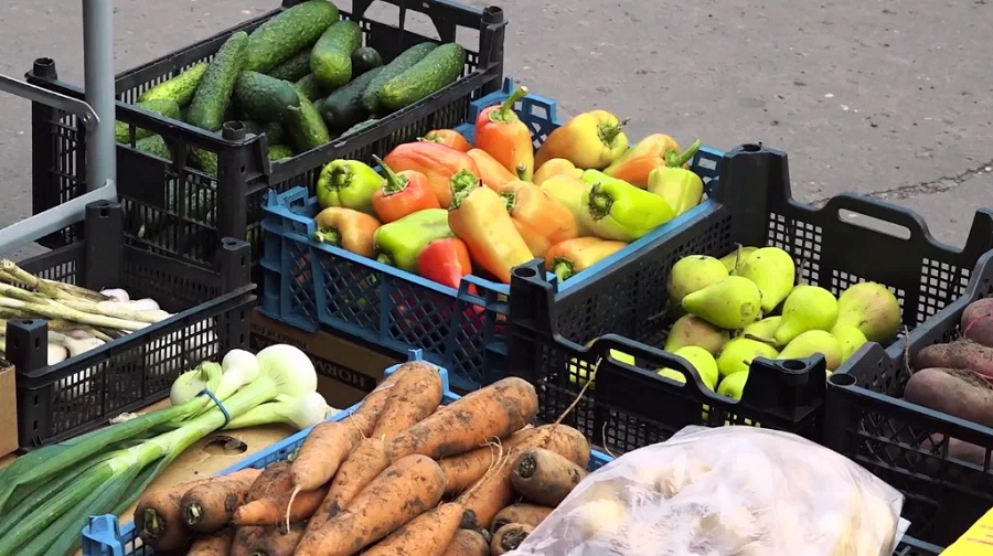 В Брянской области продолжают работать  ярмарки выходного дня