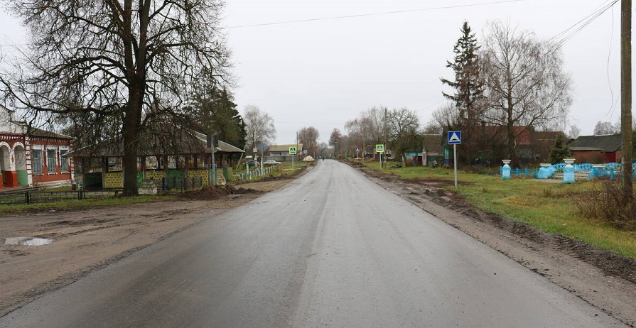 В Стародубском округе Брянщины ремонтируют дороги