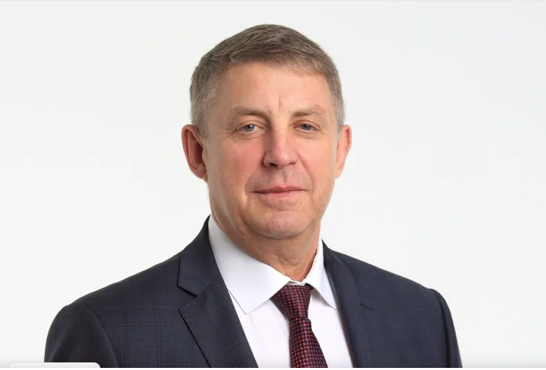 Александр Богомаз поздравил брянцев с Днем Конституции РФ