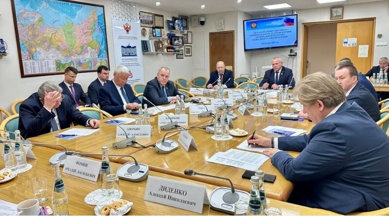 Председатель Брянской облдумы Суббот участвует в Совете законодателей при ФС России