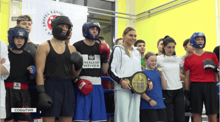 Брянская спортсменка одержала первую победу на чемпионате России по боксу