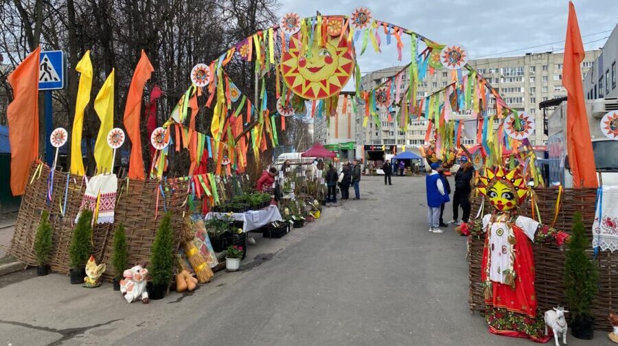 В Брянске продали более 8 тысяч тонн картофеля на ярмарках и овощных базарах