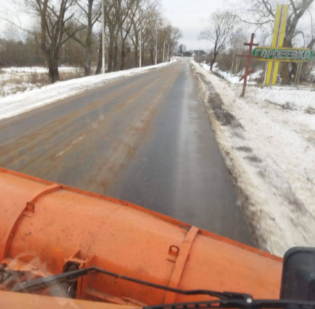 В Брянской области продолжается расчистка дорог