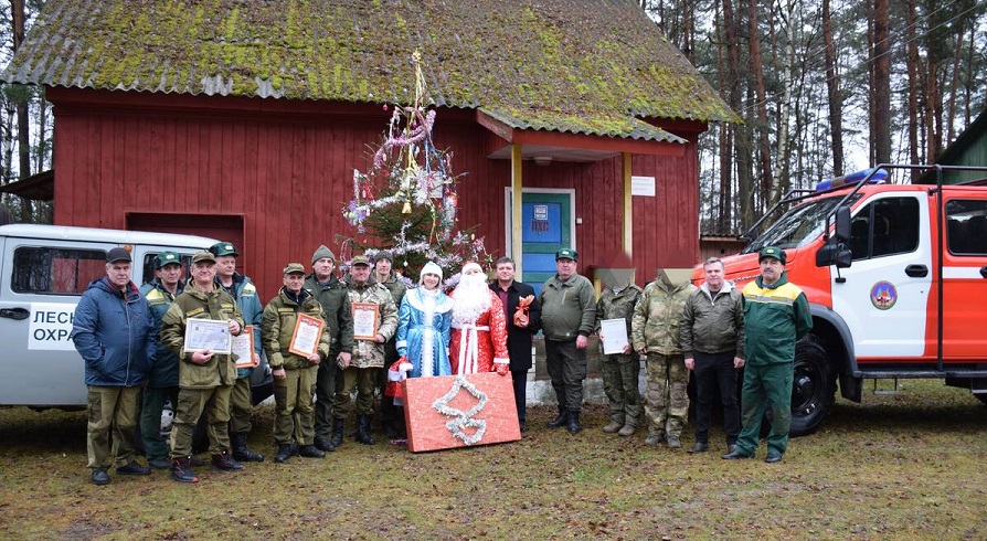 Лесопожарная служба Брянщины  поддержала военнослужащих приграничья