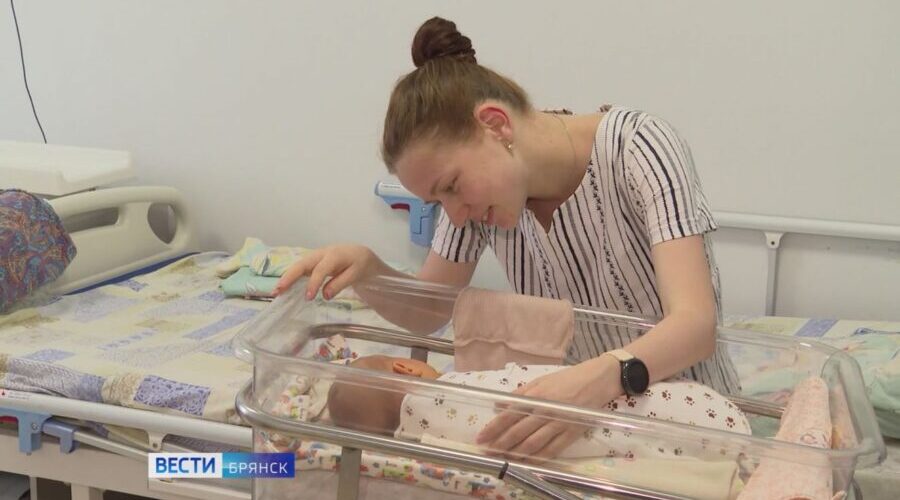 В Брянской области в 2025 году появилось на свет около семи тысяч малышей