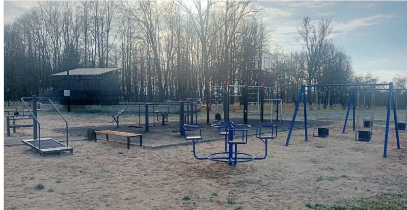 В поселке Красная Гора Брянщины  благоустроили парк