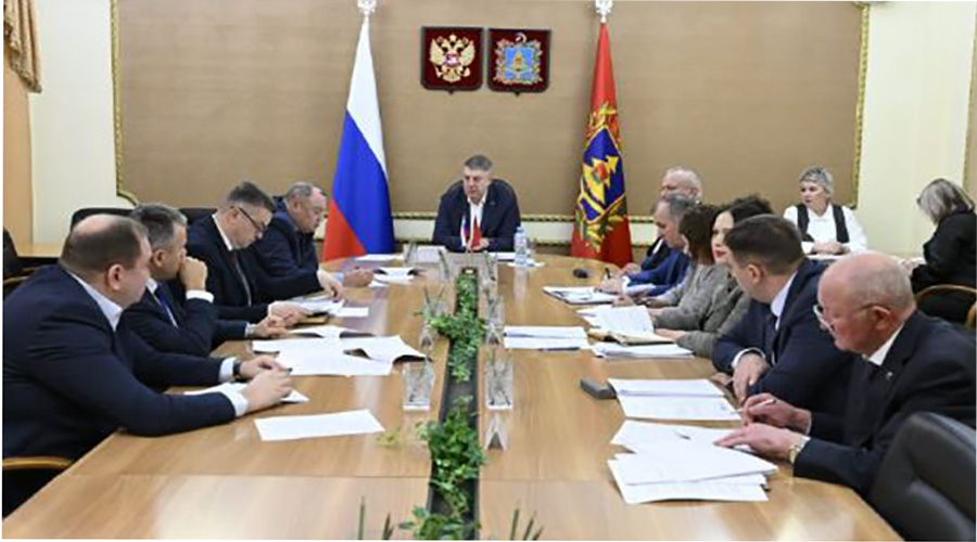 В Брянской области в этом году свое жилье получат 556 детей-сирот