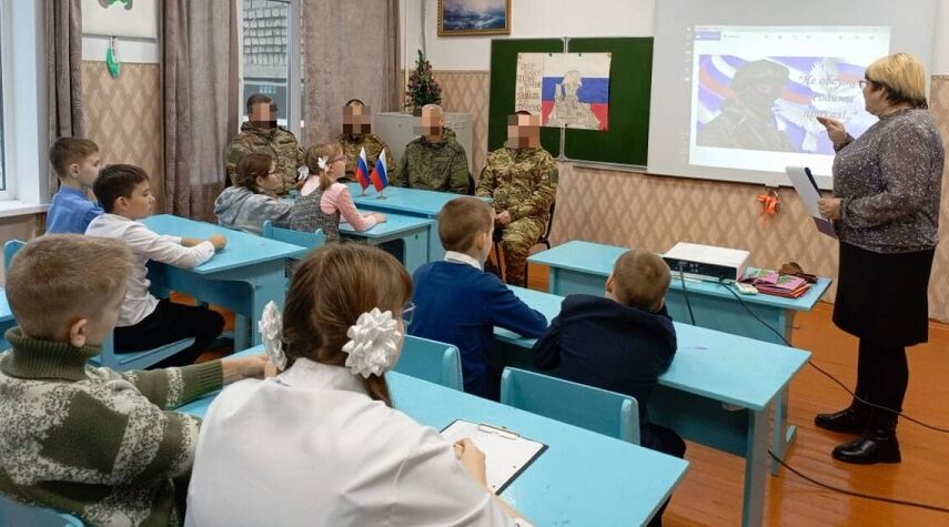 В школах Суземского района проходят встречи с участниками СВО