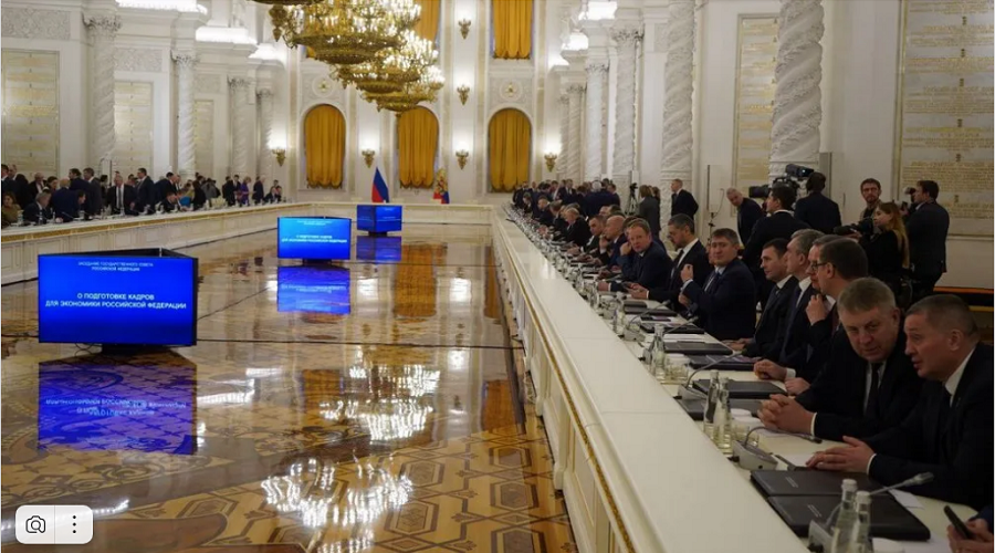 Александр Богомаз: «Важнейшая задача — обеспечить экономику кадрами»