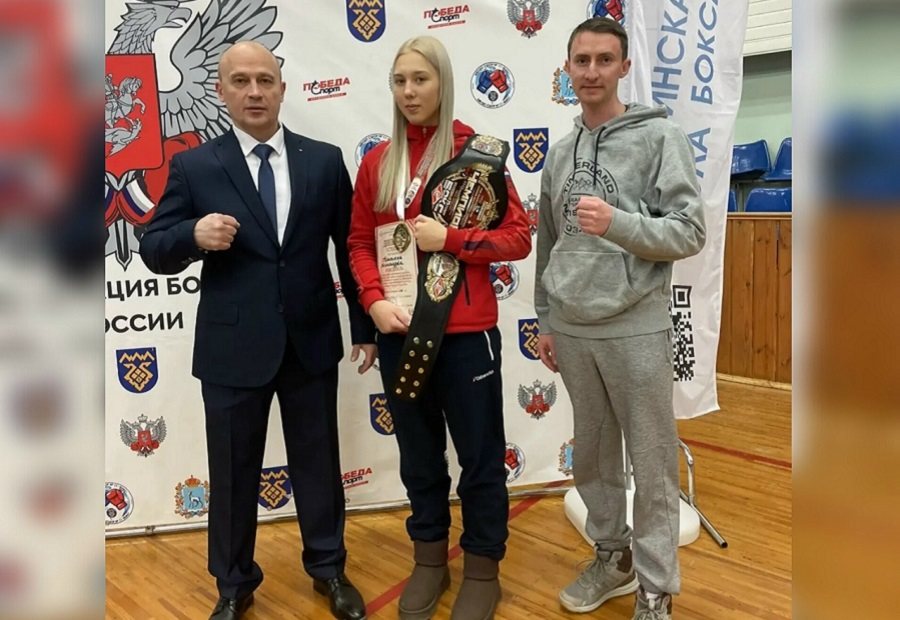 Брянская спортсменка Александра Кошелева будет участвовать в Первенстве России по боксу