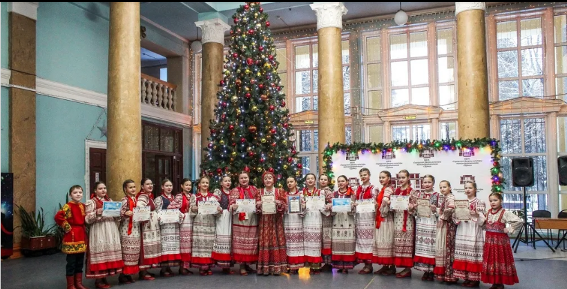 Брянская «Зарянка» получила награды за победы на конкурсах