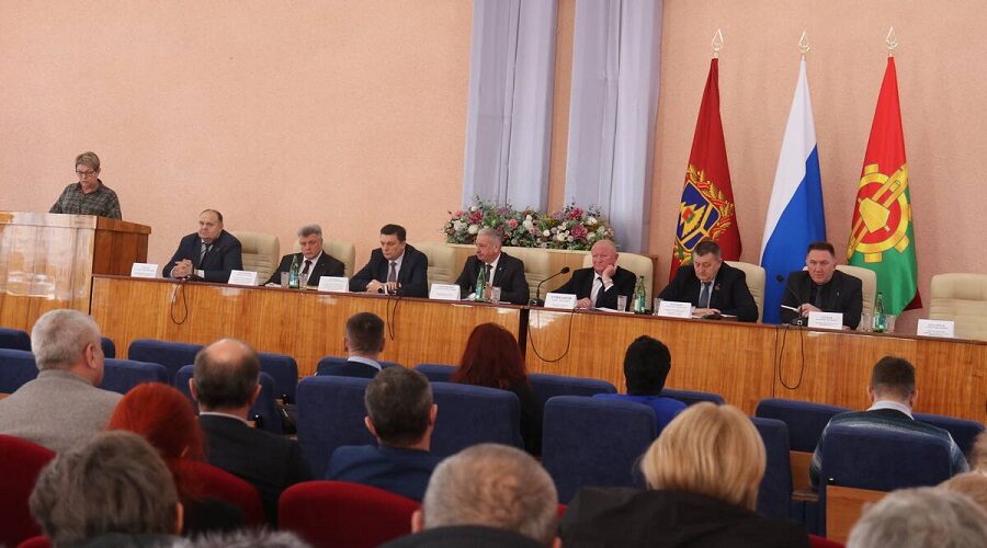 В Клинцах прошло совещание аграриев юго-западных районов Брянщины