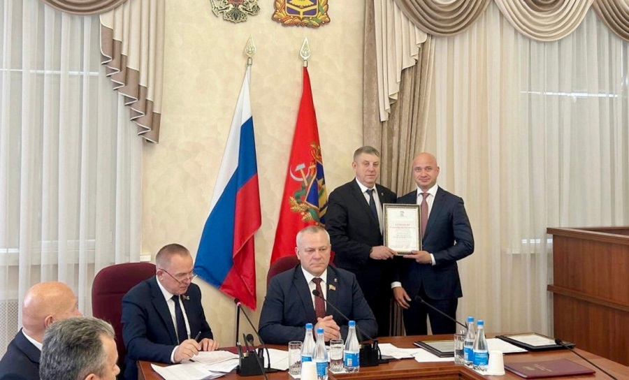 В Брянской областной Думе прошла церемония вручения партийных наград