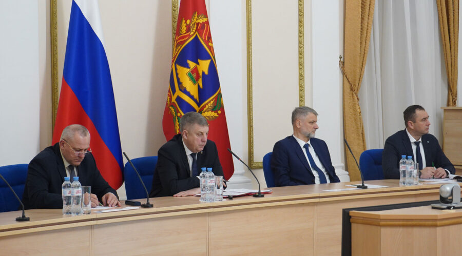 В Правительстве Брянской области обсудили реализацию нацпроекта «Кадры»