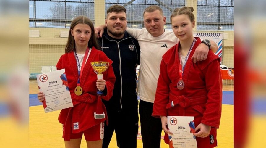 Успехи брянских спортсменок на Первенстве ЦФО по самбо