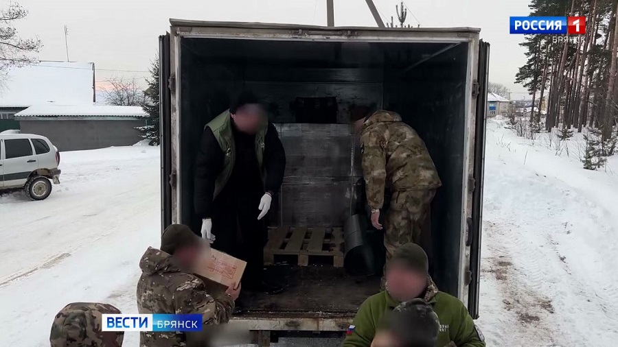 Волонтеры народного фронта доставили гуманитарную помощь бойцам СВО