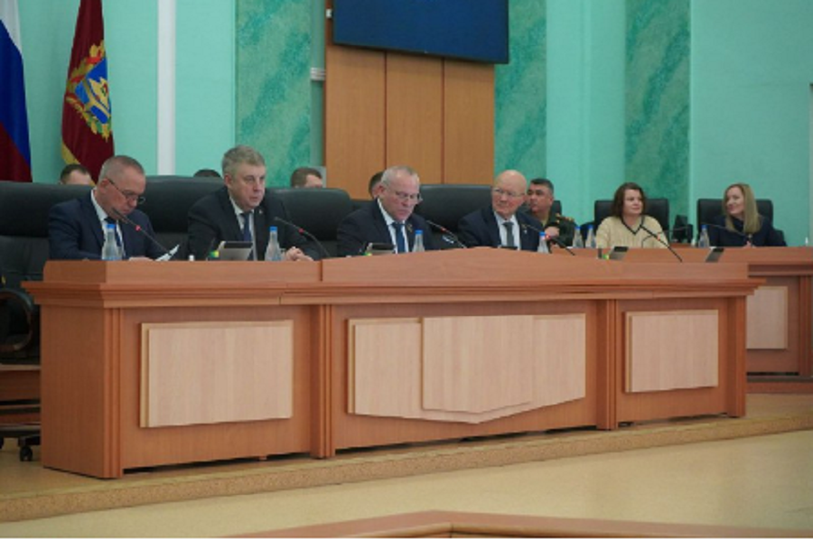 Брянщина увеличила единовременные выплаты контрактникам