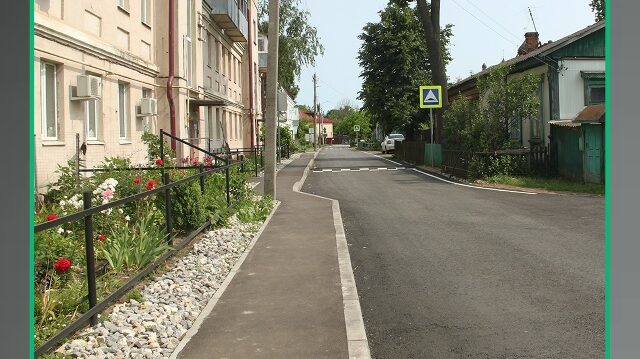 В Брянске по дорожному нацпроекту обновляются как автомагистрали, так и небольшие улицы