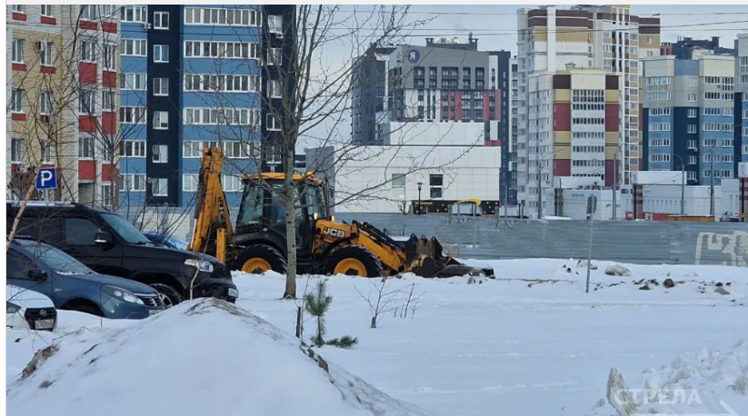 В Брянске сегодня продолжается уборка снега