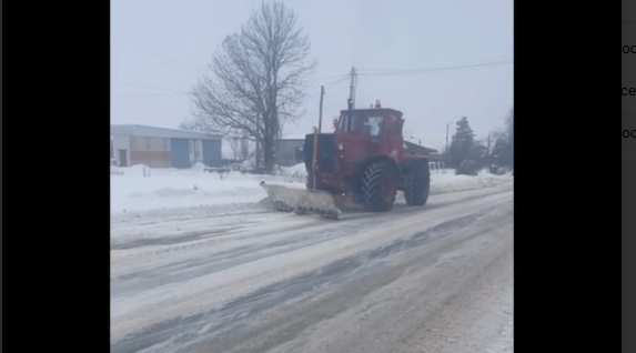 В Брянской области продолжается  очистка дорог от снега