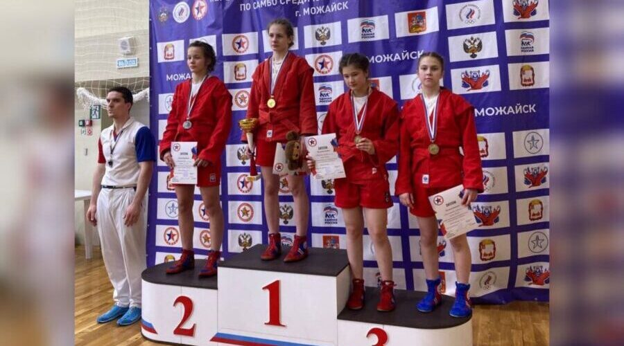 Брянские самбисты стали обладателями двух бронзовых медалей Первенства ЦФО