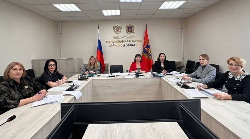 Подвели итоги конкурса программ летних профильных смен на 2026 год