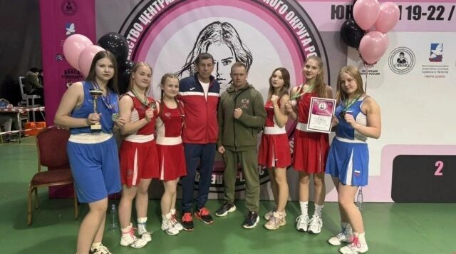 Боксерши брянского «Спартака» привезли медали Первенства России