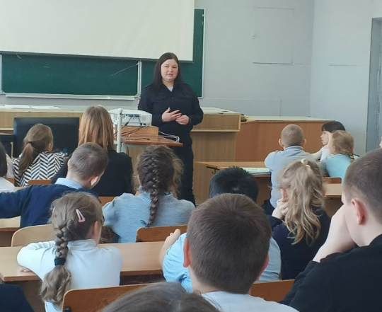 В Роговской школе района прошла беседу с инспектором ПДН