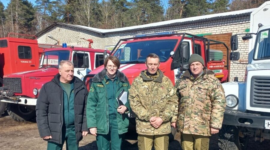Проверка готовности к лесным пожарам в Брянской области