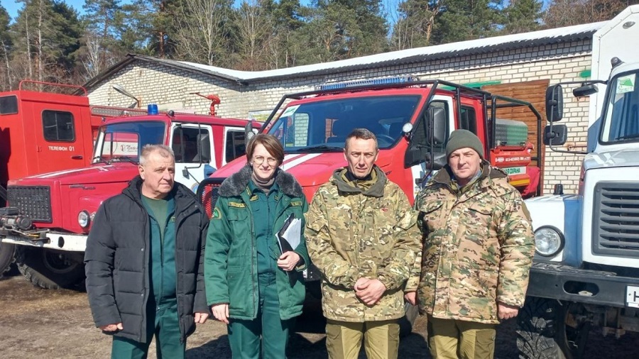 Проверка готовности к лесным пожарам в Брянской области