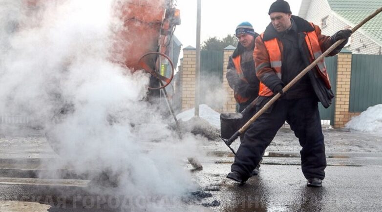 В Брянске для ремонта улиц используют «Кохер» и рециклеры