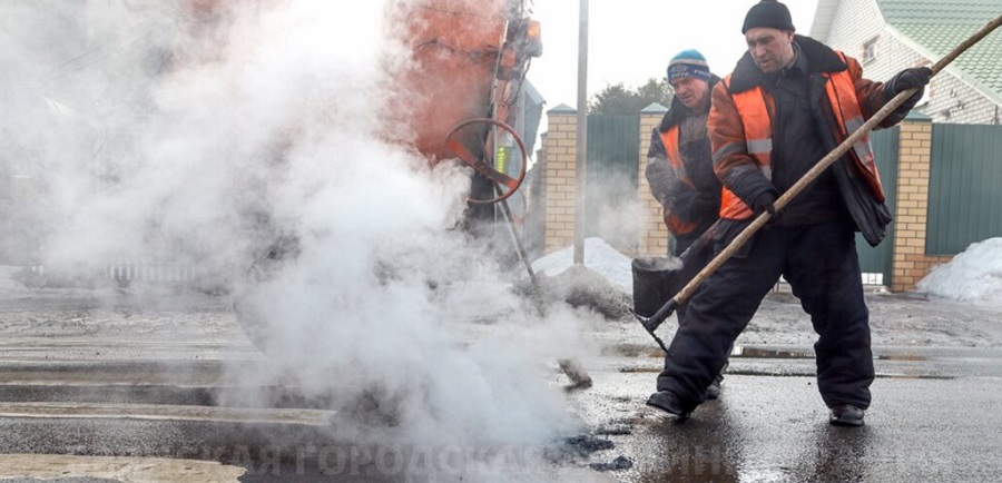 В Брянске для ремонта улиц используют «Кохер» и рециклеры