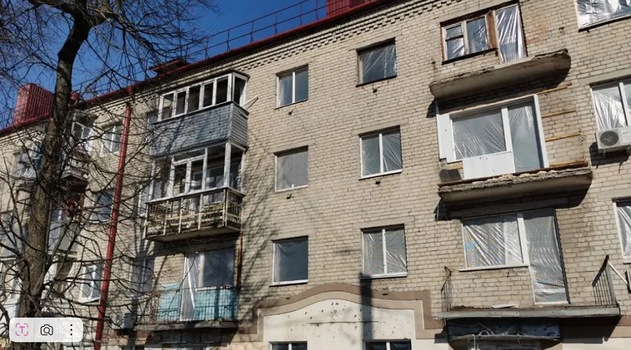 В ликвидации последствий ракетного удара в Брянске задействованы 17 строительных компаний