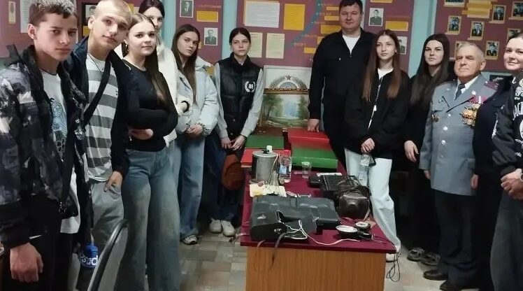 Экскурсия  для злынковских школьников в МВД Новозыбков