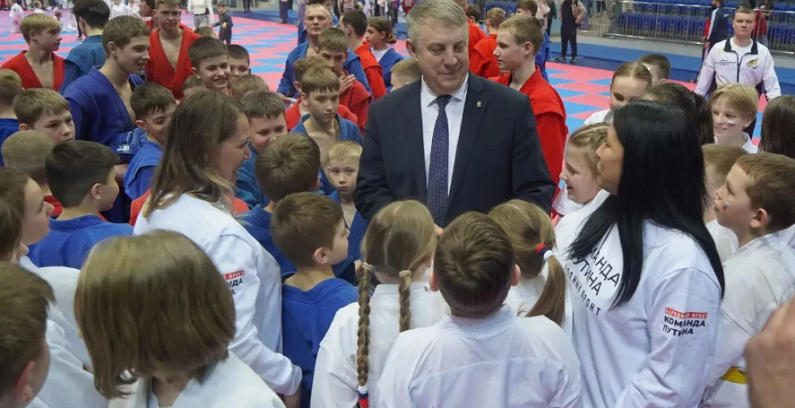 Губернатор Брянщины открыл фестиваль боевых искусств