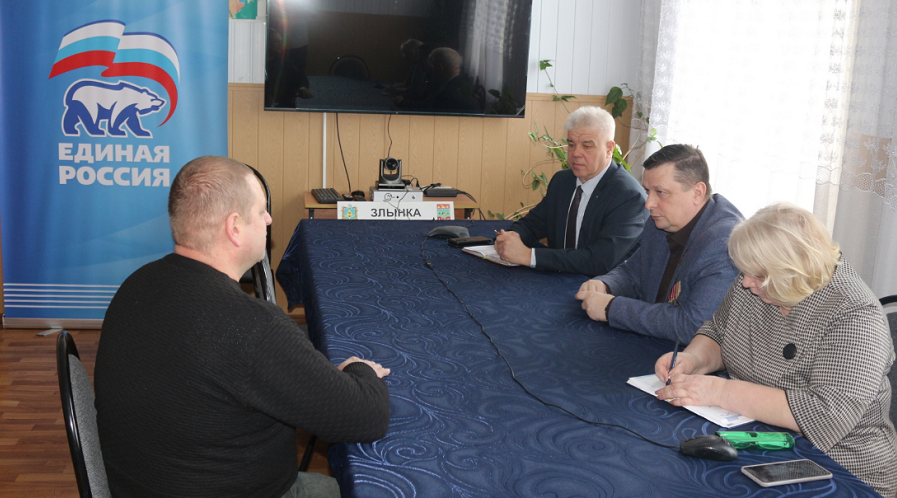 Депутат Брянской областной Думы  провел личный прием граждан