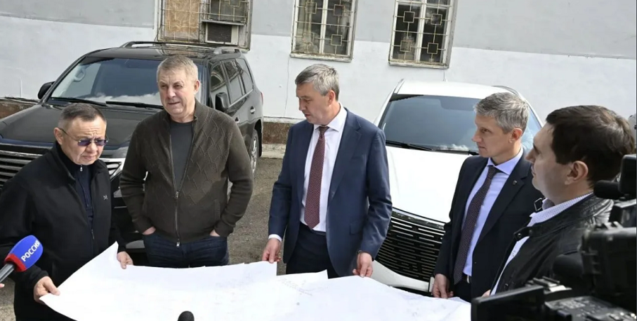 Министр  строительства и ЖКХ посетил Клинцы Брянской области