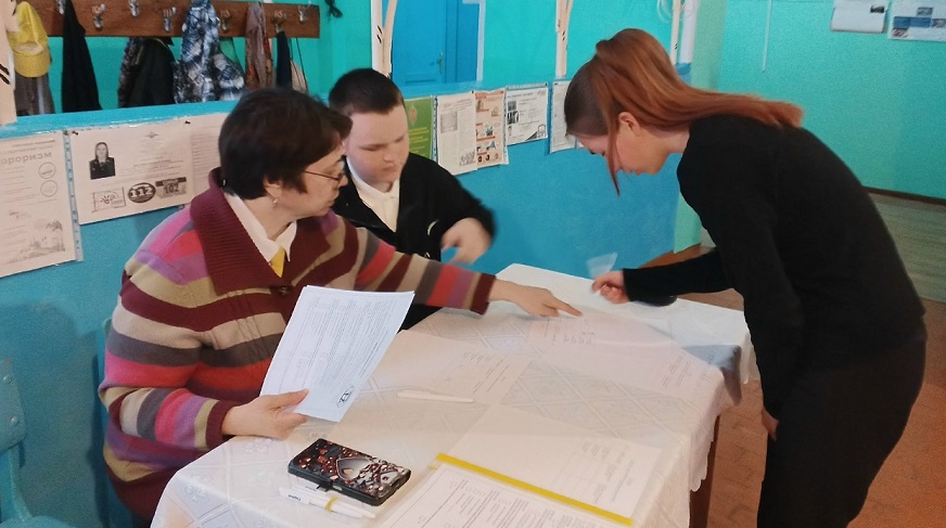 Школьный референдум прошел в Спиридоновобудской ООШ