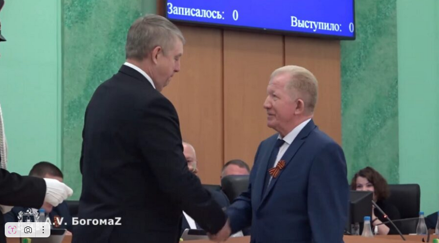 В Брянске наградили медалями участников ликвидации последствий аварии на ЧАЭС