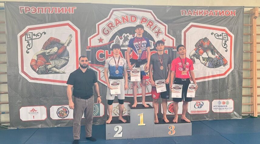 Брянцы завоевали медали соревнований по ММА в Орле