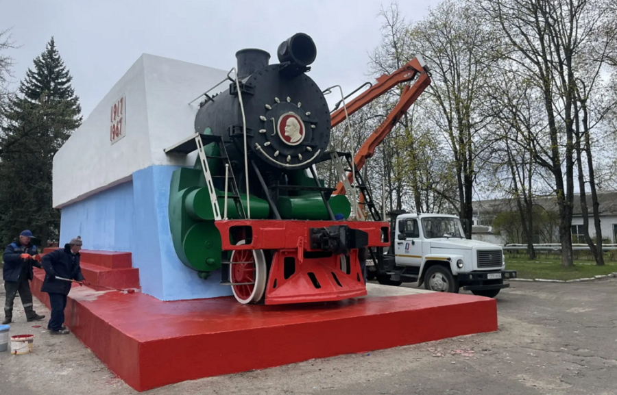 Благоустройство памятников в Брянске