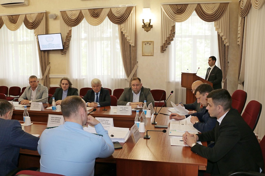 Депутаты  одобрили законодательные инициативы в сфере ЖКХ и транспорта