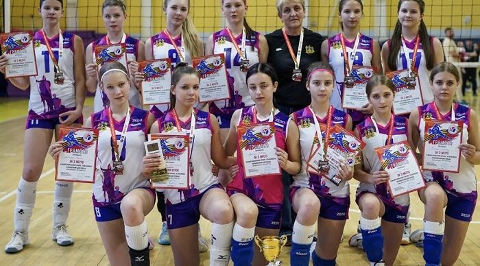 В Брянске  прошел межрегиональный турнир по волейболу