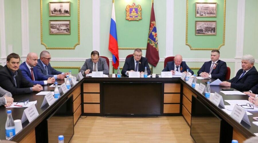 Ход посевной кампании в регионе обсудил аграрный комитет Брянской облдумы