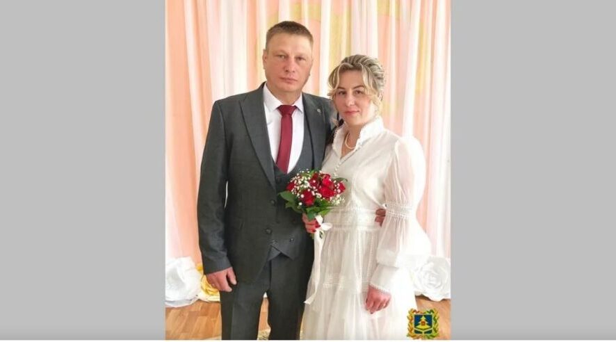 Один из бойцов «БАРС-Брянск» зарегистрировал брак со своей возлюбленной