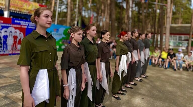 Более 200 брянских ребят примут участие в профильных сменах труда и отдыха